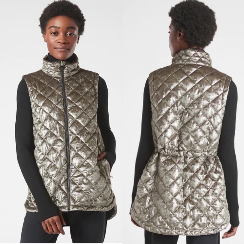 Athleta Metallic Quilted Puffer Vest in Silver